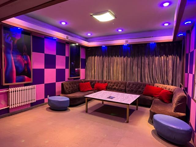 ROOM-5